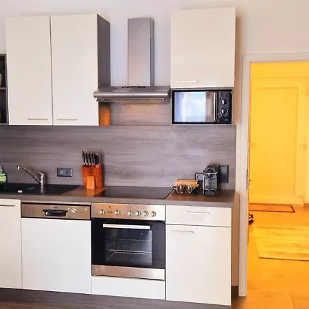 Stilvolle Moderne 3-zimmerwohnung Apartman