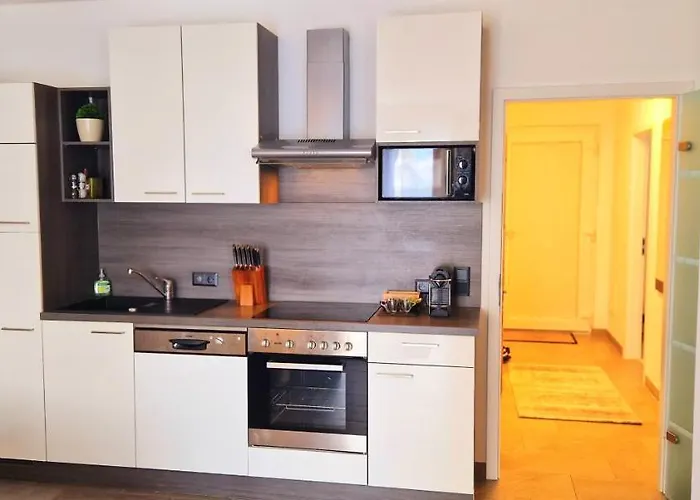 Stilvolle Moderne 3-zimmerwohnung Lägenhet